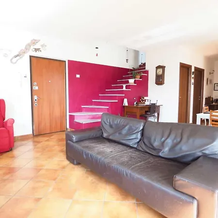 Casa Luca Feriehus Colico